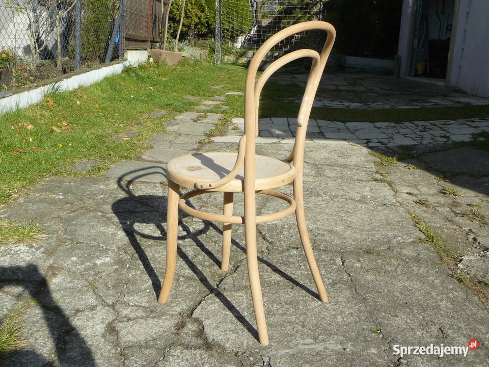 Stare krzesła gięte