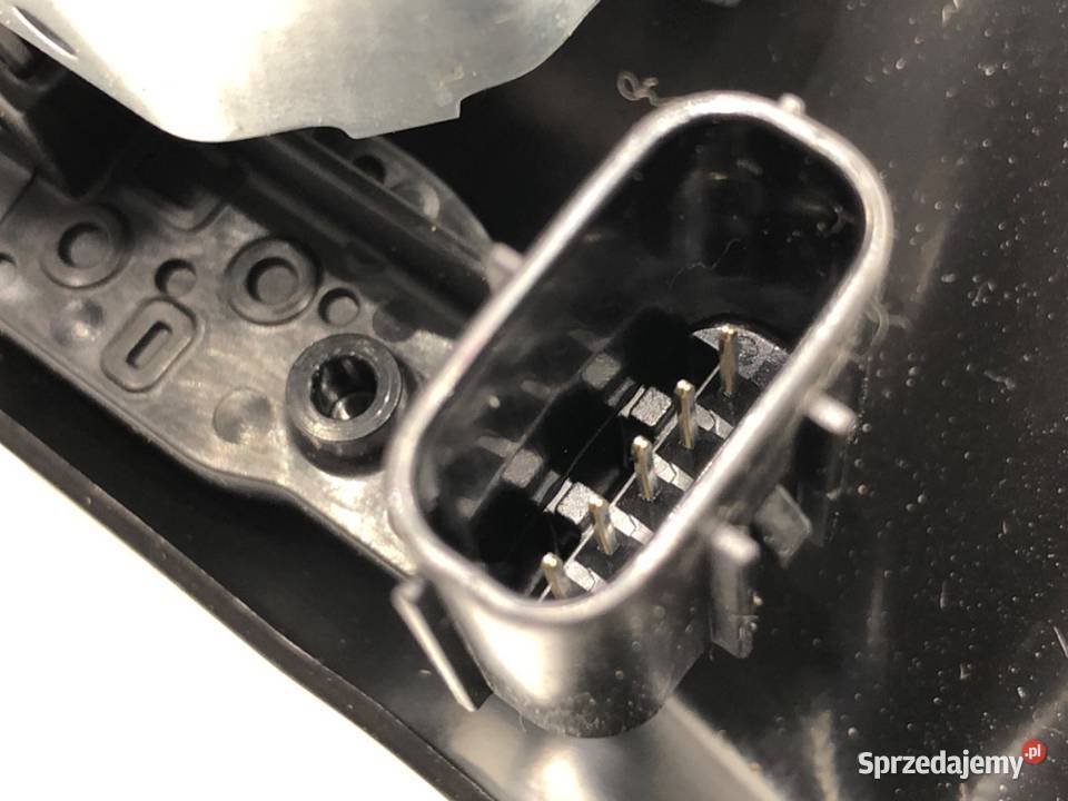 ZAMEK KLAPY TYŁ LEXUS LBX Crossover 41232010500 podkarpackie sprzedam