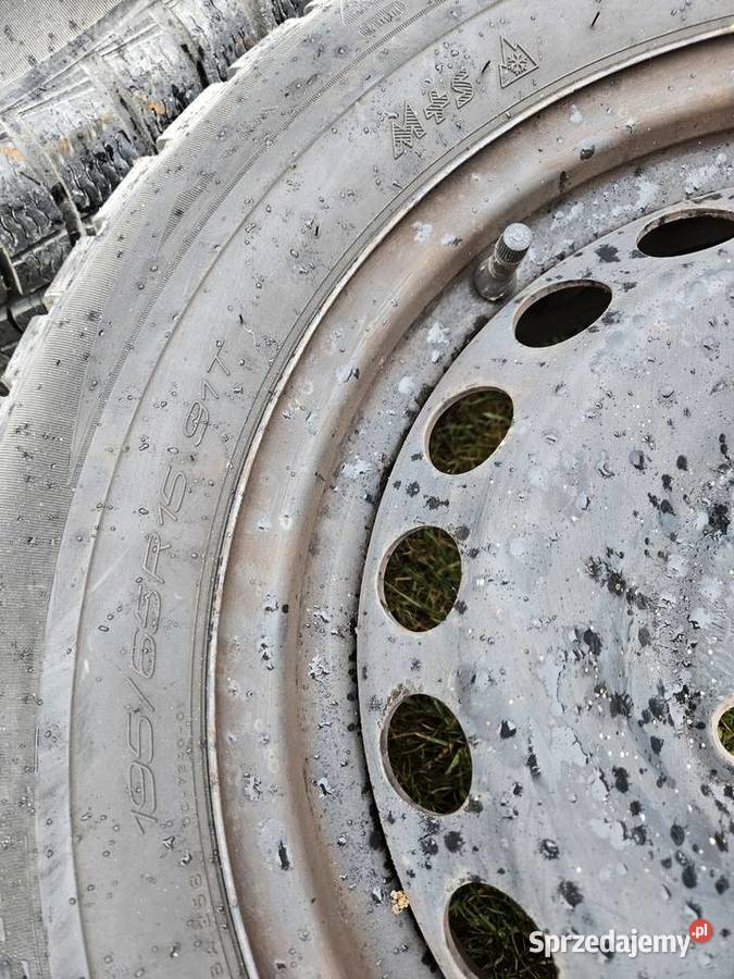 Felgi 4 sztuki z oponami 6Jx15H2 ET47 do VW Białe Błota sprzedam