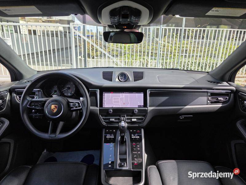 Macan GTS V6 29l benzyna 440 Przebieg39 856