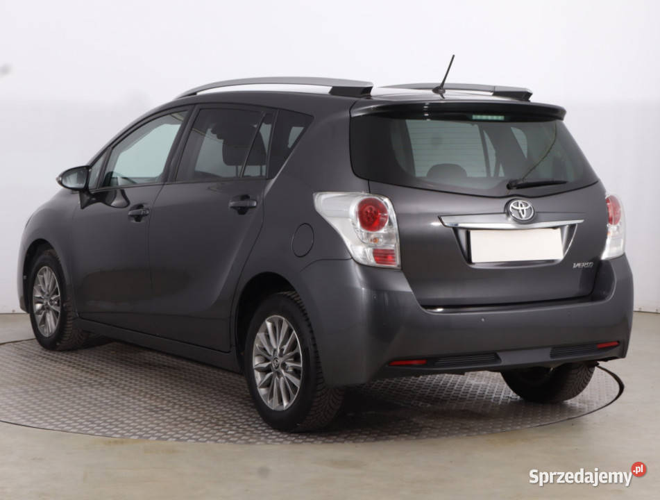 Toyota Verso 18 Valvematic sprzedam