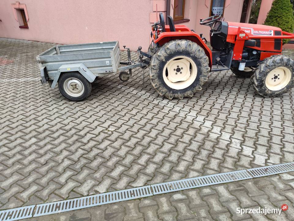 Piękny Zestaw Ciągnik Valpadana 4x4 Z Przyczepą Bobowa