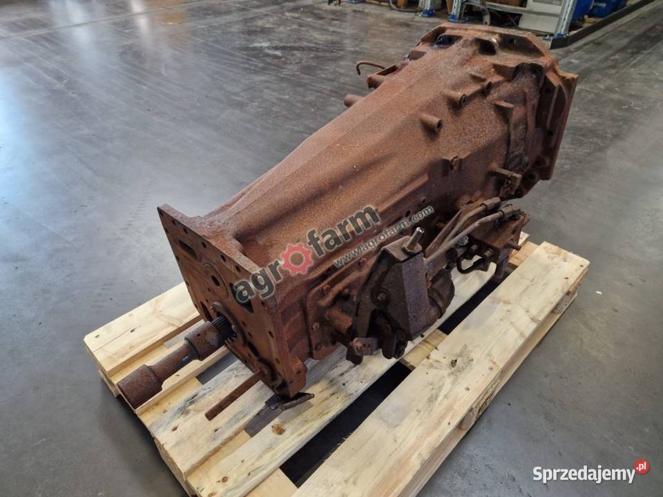 Skrzynia biegów Massey Ferguson 5445 461B9 Skrzynia biegów