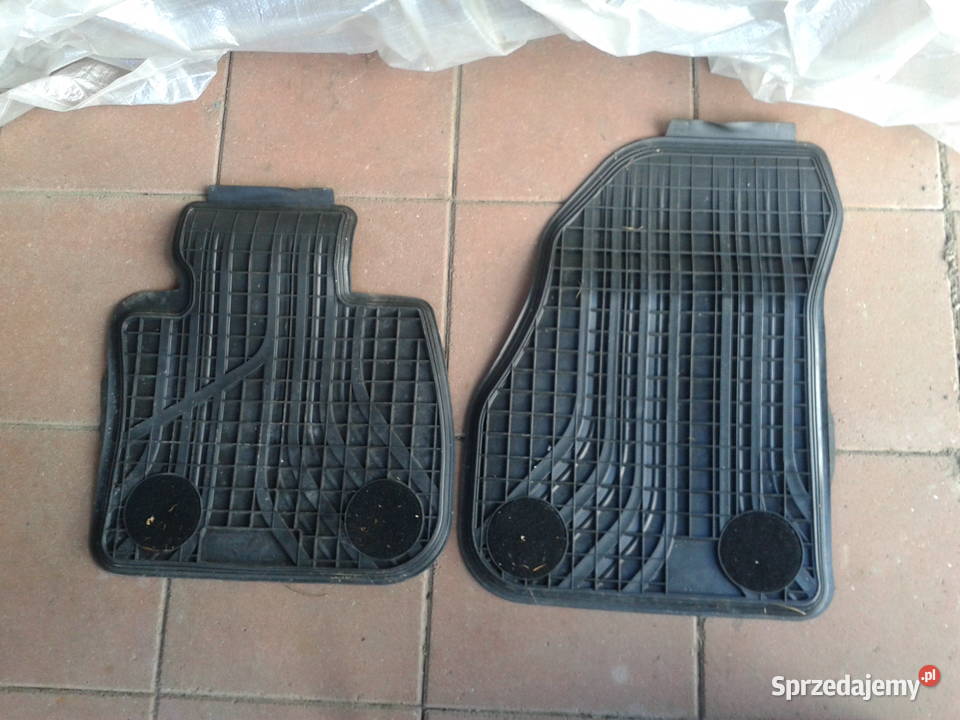 DYWANIKI GUMOWE 2 BMW 3 F30 F31 F32 F33 F34 Gniezno sprzedam