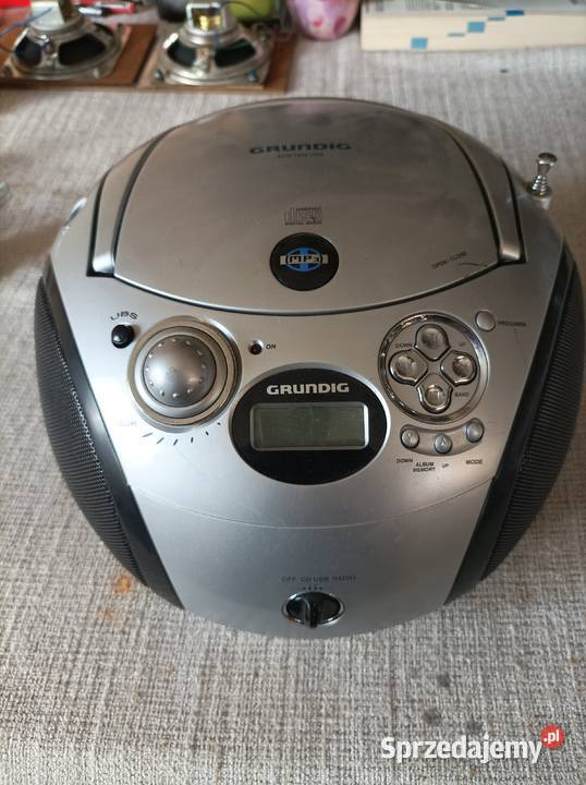 Grundig RCD 1440 USB radiomagnetofon z CD MP3 Płock