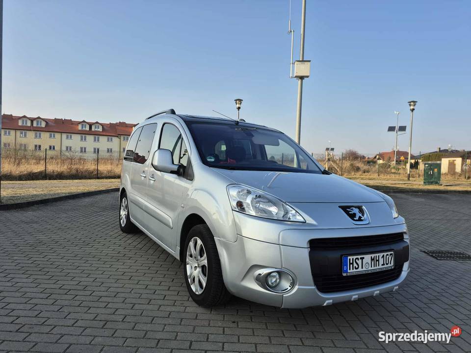 Partner 16 Klimatronik Panoramadach Super stan