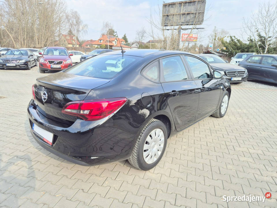 Opel Astra Salon Polska Bezwypadkowy J 20092019