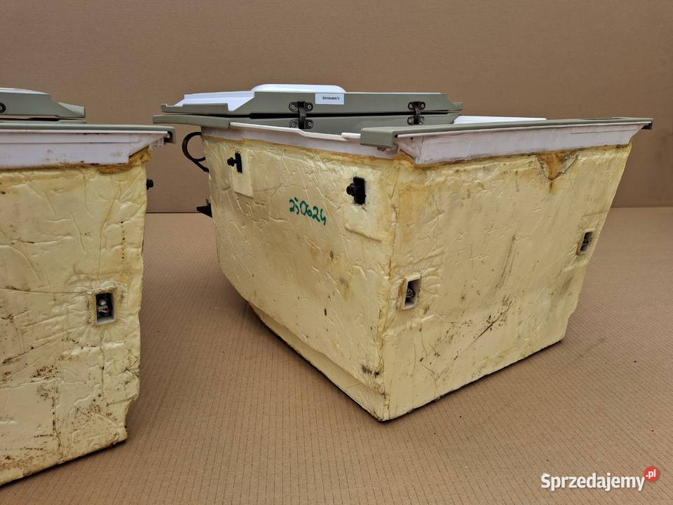 VOLVO FH4 LODÓWKA 34L 24V 42W 82174077 82212505