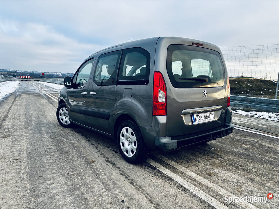 Bezwypadkowy serwisowany sprawna klimatyzacja 1560cm3 Pielgrzymowice sprzedam