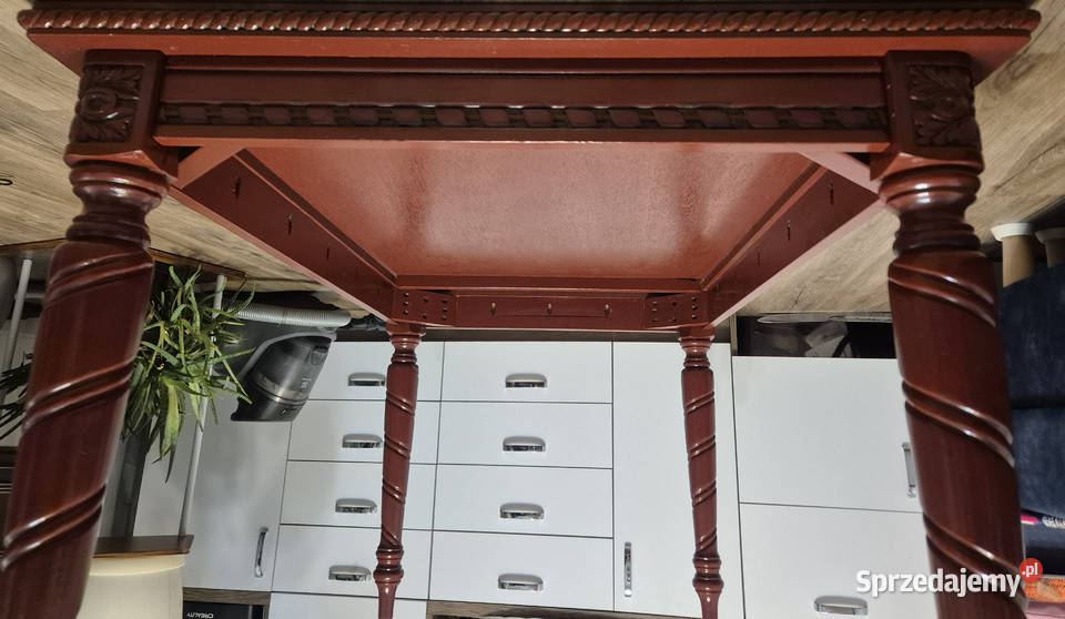 Vintage 135x85 Elegancki rzeźbiony stół Hepple mazowieckie