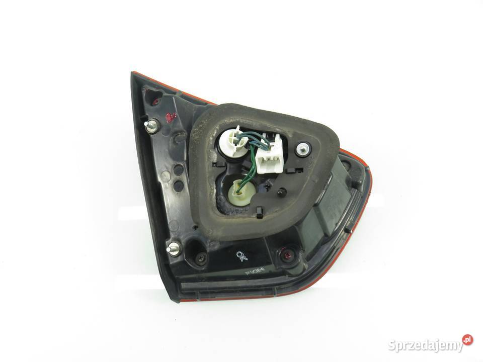 LAMPA PRAWA TYLNA KLAPA KIA RIO III UB 924041W2