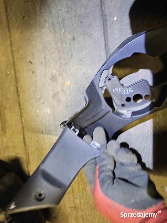 Daelim vjf 125 wypełnienie plastik plastiki Jelenia Góra sprzedam