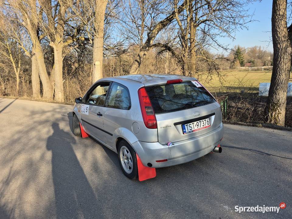 Ford Fiesta 14 LPG Starachowice sprzedam
