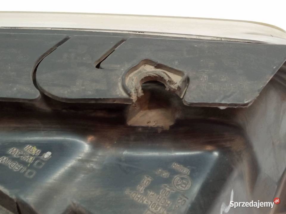 LAMPA PRZÓD LEWA EU LIFT VW Volkswagen Passat V