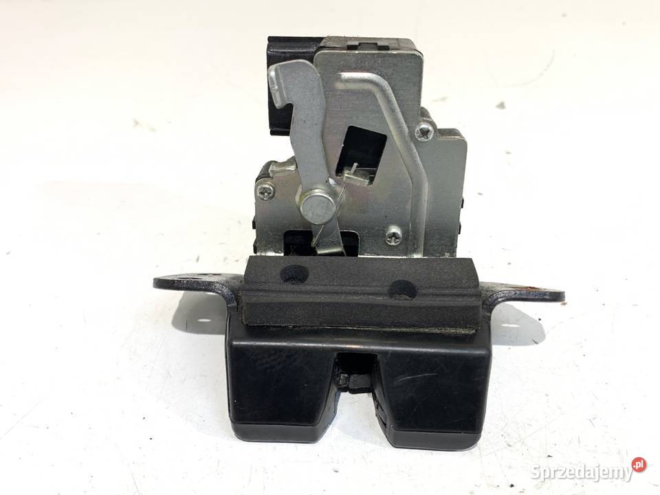 ZAMEK KLAPY TYŁ KIA CEED Hatchback 812301H000 sprzedam