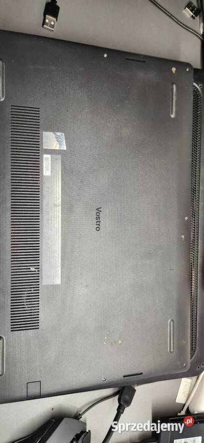Laptop DELL VOSTRO 153510 Intel Core i3 8GB 256