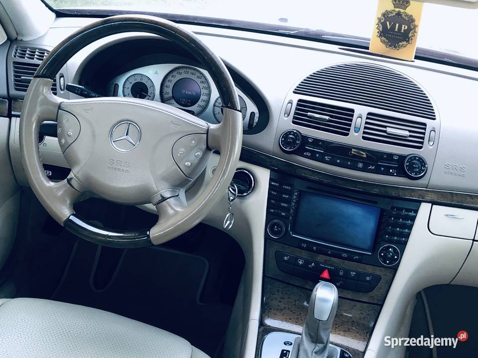 MercedesBenz E320 W211 AVANTAGDE automatyczna Przeworsk