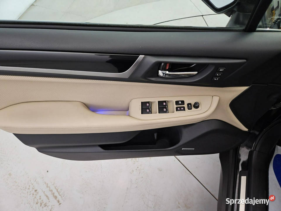 Subaru OUTBACK 25i Active Z Polskiego Salonu Warszawa sprzedam