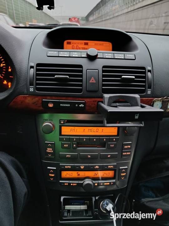2006 Toyota avensis 22 6 biegów dwustrefowa Warszawa sprzedam