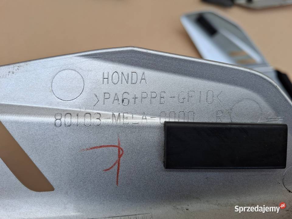 HONDA CBR 1000RR OSŁONA OWIEWKA TŁUMIKA PRAWA