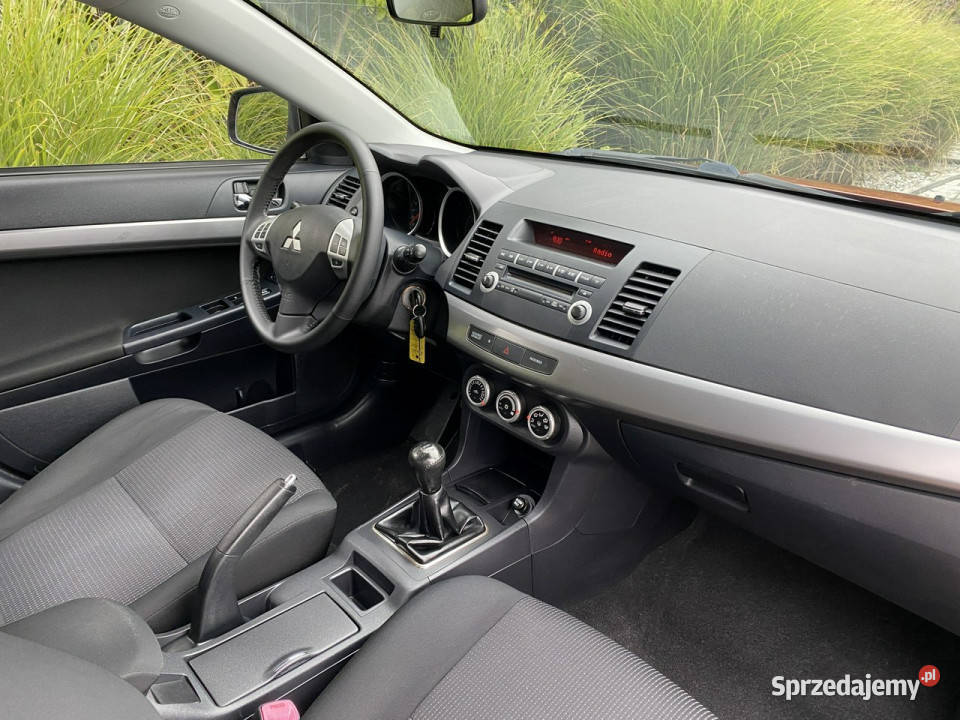 Mitsubishi Lancer Zadbany Serwisowany Niski światła przeciwmgielne