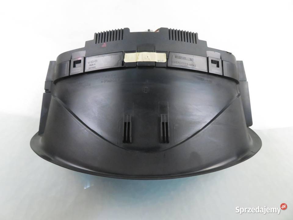 LICZNIK MERCEDESBENZ KLASA C W203 2035401347