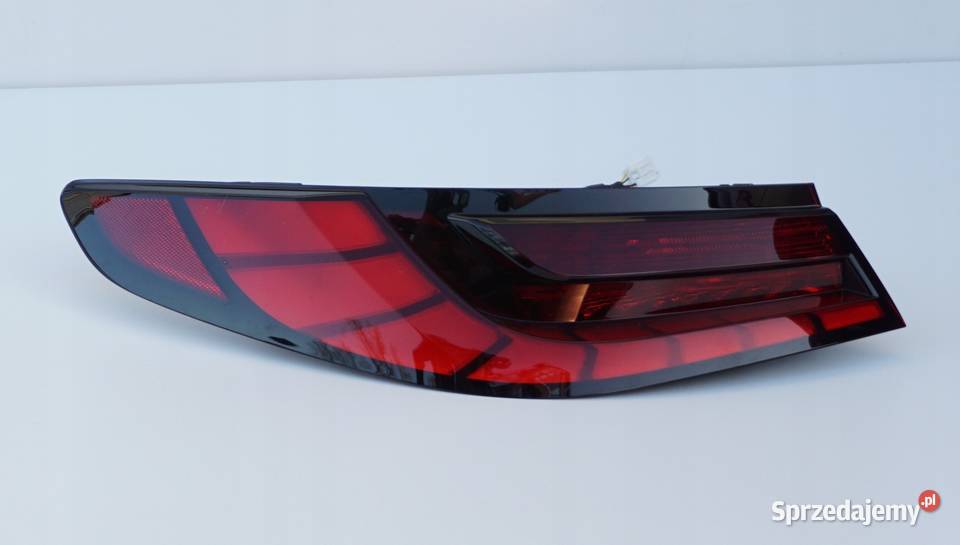 LAMPA TYLNA LEWA TYŁ INFINITI QX55 osobowe Oświetlenie wielkopolskie