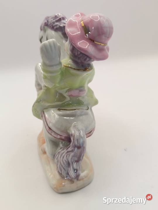 KOŃDZIECKO PORCELANA CUKIERKOWA FIGURKA Zamość