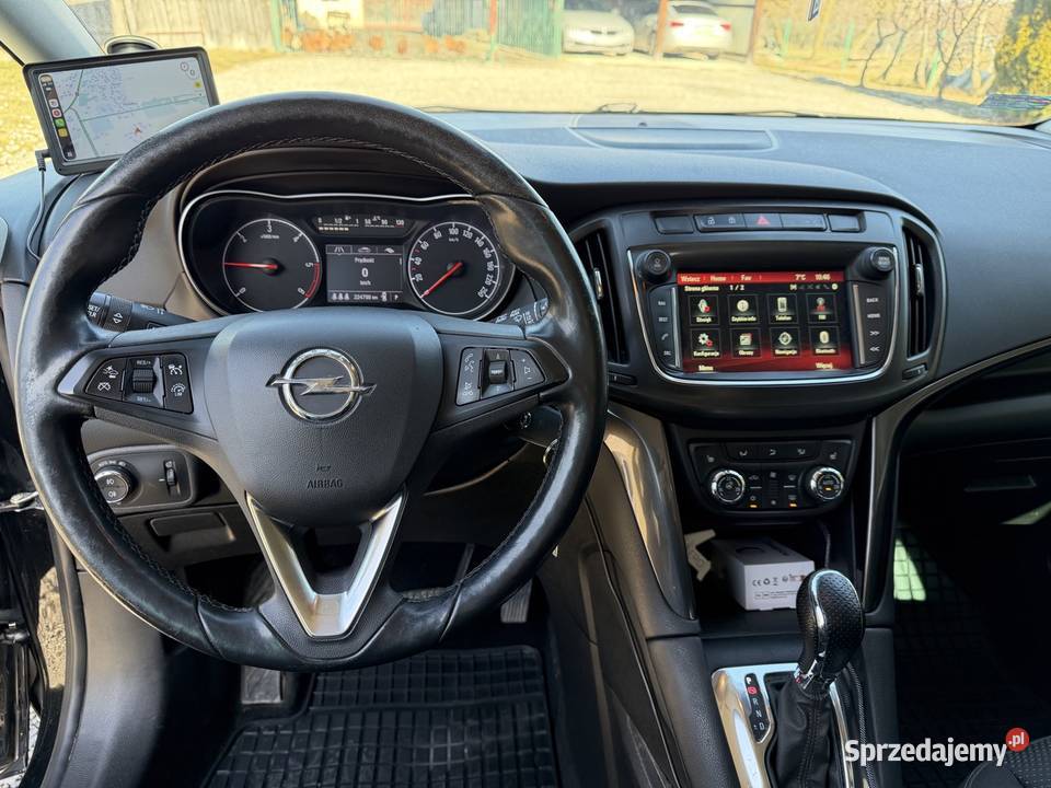 Opel Zafira C Tourer 20 170 Full LED Widełka
