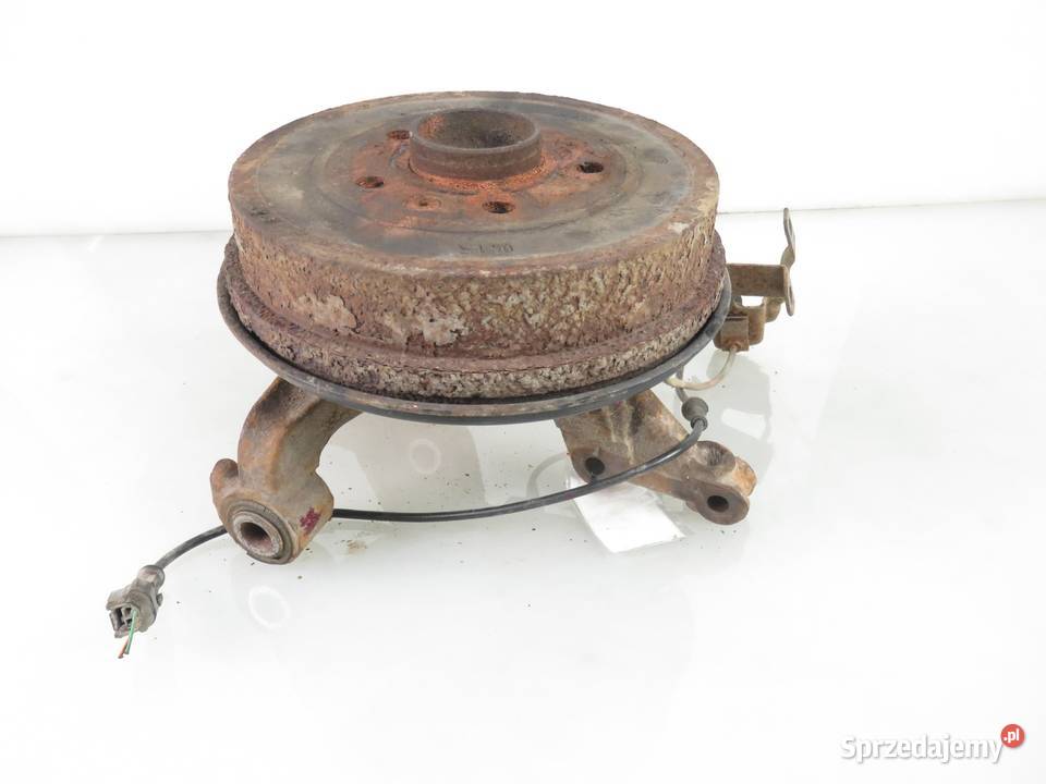 PIASTA TYLNA PRAWA DACIA DUSTER 16 4x4 Piasty i łożyska kół Piasty i łożyska kół sprzedam