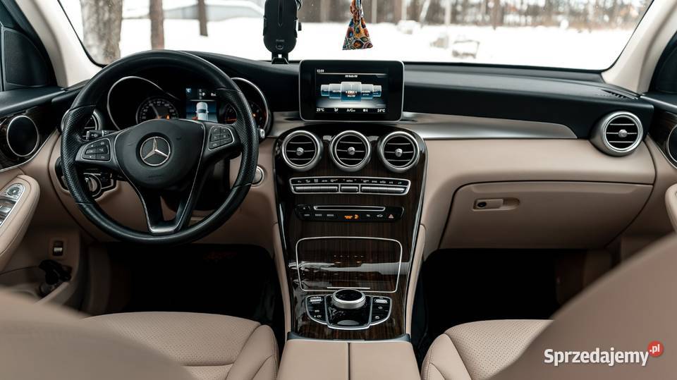 MercedesBenz GLC300 Rudniki