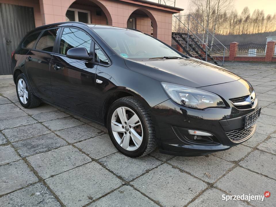 Opel Astra 2014 r Smyków sprzedam