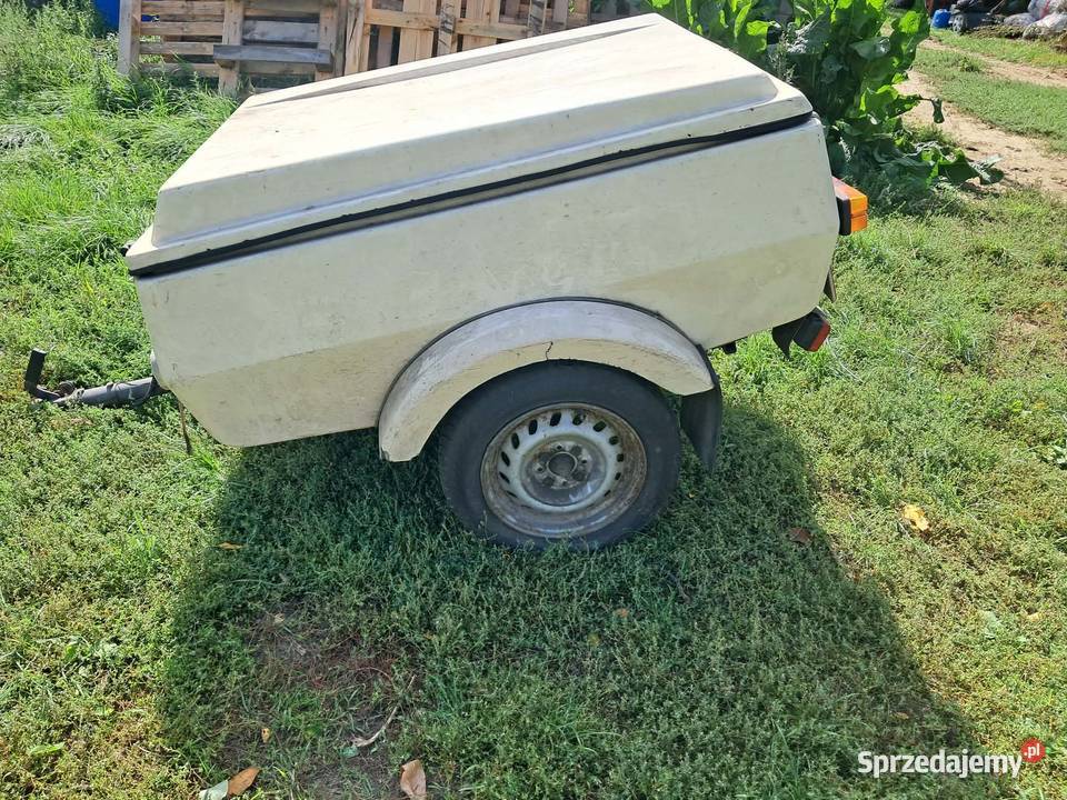fiat 126p plus przyczepka Niewiadów sprzedam