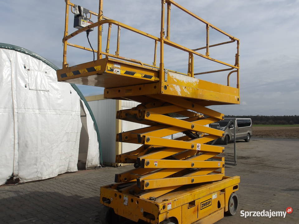 Podnośnik nożycowy zwyżka 12 m Haulotte Compact Pleszew