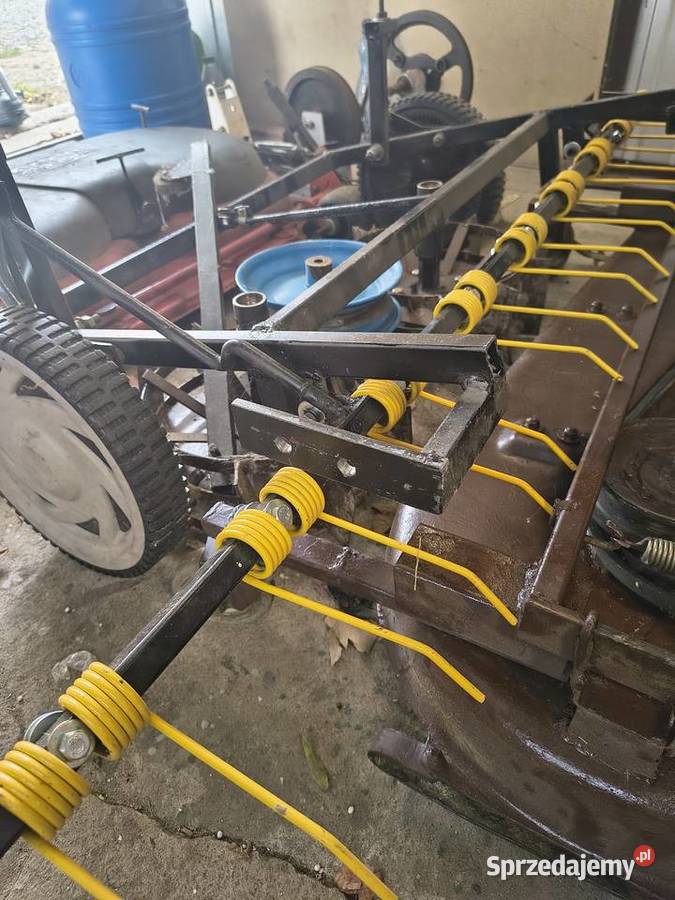 Traktor ogrodowy Kamieniec Ząbkowicki