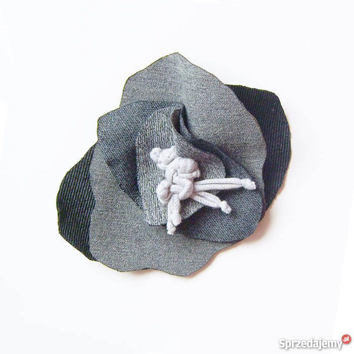 broszka do płaszczabroszka do zakietuszara