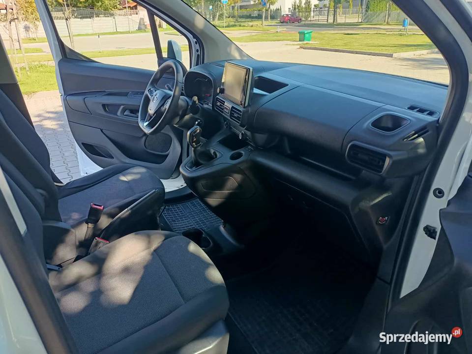 OPEL COMBO 16 DIESEL LONG SPOLSKA BEZWYPADEK 1600cm3 Ostrów Wielkopolski