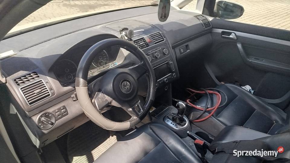 Touran 1T3 20 TDI uszkodzony 1997cm3