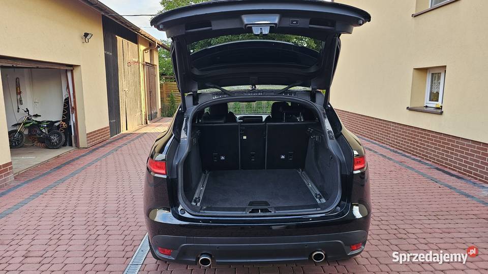 Jaguar FPace 30D 300 RSPORT 2018r 4X4 Automat klimatyzacja Zarszyn