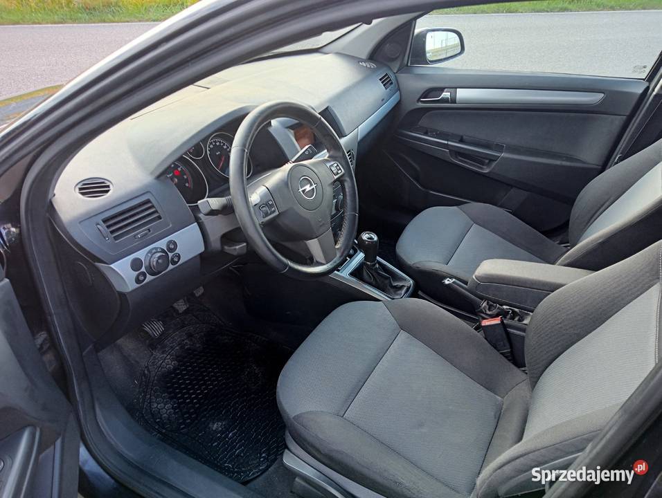 Opel Astra H 16 z gazem Jędrzejów