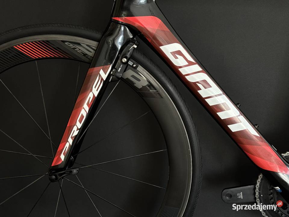 Rower szosowy karbonowy GIANT PROPEL ADVANCED Łódź