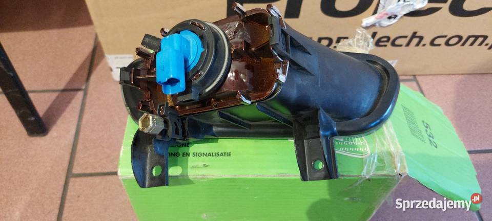 Halogen lampa przeciwmgielna Peugeot 406 coupe Kalety