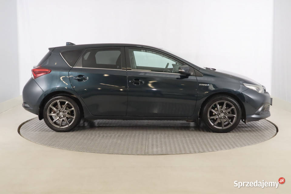 Toyota Auris Hybrid światła LED Auris Zabrze