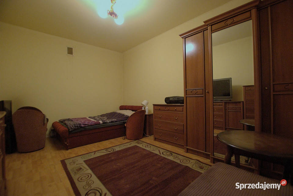 Mieszkanie 511m2 2 pokojowe Kielce Bema Rok budowy 1955