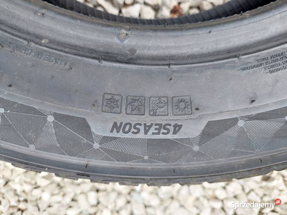 21560r16 2023r Kumho Solus 4s