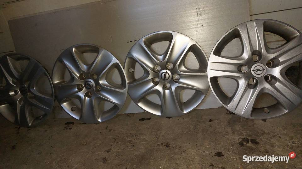 Felgi Kolpaki komplet GM 16 5x110 Samochodowe śląskie