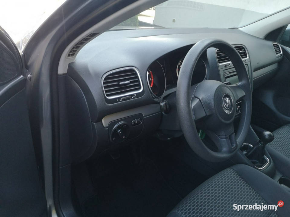 Volkswagen Golf 12 TSI 105 Klimatyacja Isofix Strzegom sprzedam