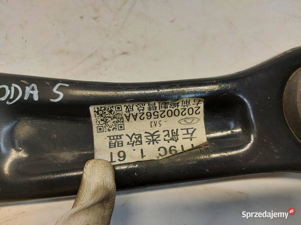 Chery Omoda 5 2024 wahacz prawy przód przedni