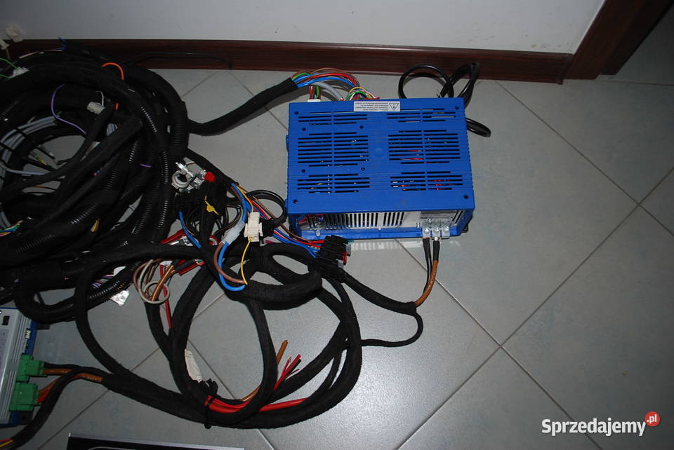 ELEKTROBLOK DO KAMPERA HYMER VAT marża Grzebowilk sprzedam