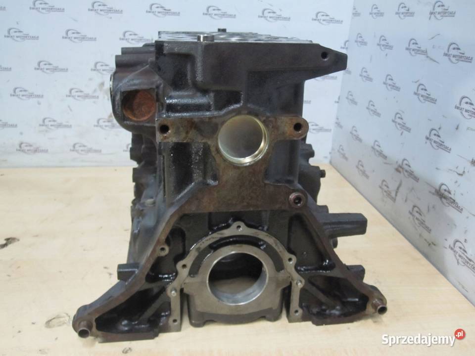 MITSUBISHI L200 25 D 4D56U 136 179 blok Kielce sprzedam